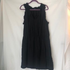 Black dress With POCKETS!!